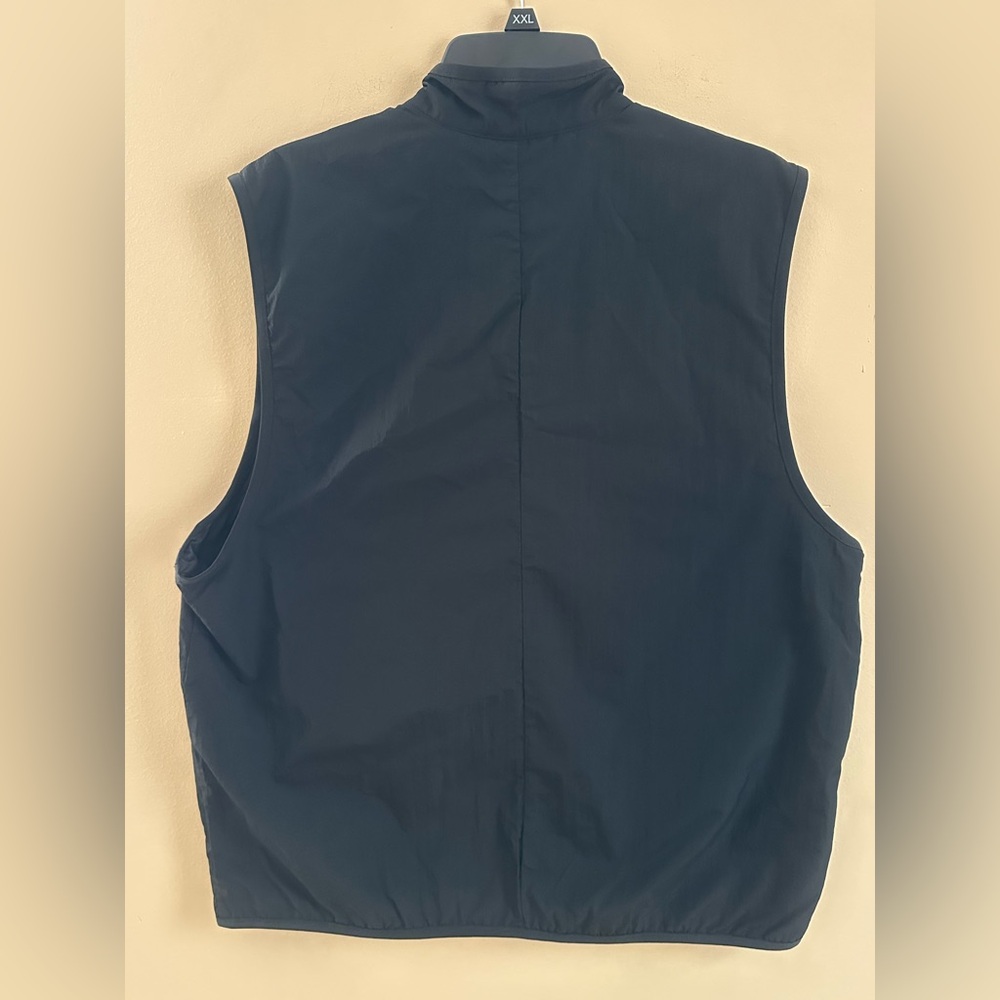 NWT Nike Men's Tech Woven Black Water Repellent Vest UVP w/ Pockets Size Medium - Picture 4 of 8